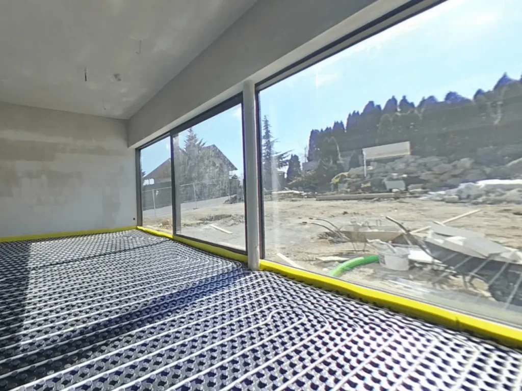 360 stupňová fotka realizácie podlahového kúrenia firmy Mackovčin